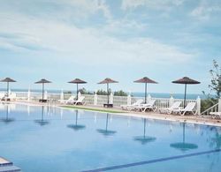 Olbios Marina Resort Hotel Havuz