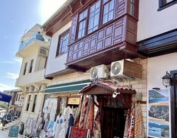 Old Town Famous Aparts Dış Mekan