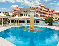 Omni Cancun Hotel & Villas Havuz