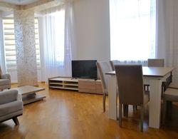 Apartment on Murtuza Mukhtarov 185-119 Oda Düzeni