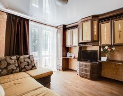 Apartment on Yunykh Lenintsev Öne Çıkan Resim