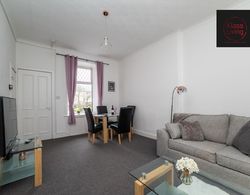 One Bedroom Apartment by Klass Living Serviced Accommodation Coatbridge - Albion Apartment with Wifi and Parking Oda Düzeni