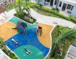 One Palm Tree Villas by SMTL Properties Genel