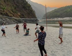 ONENESS By Ganga Kinare - Riverside Camping in Rishikesh Genel