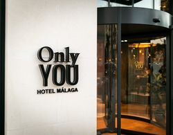 Only YOU Hotel Malaga Dış Mekan
