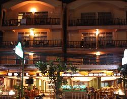 Opal House Hotel & Restaurant Dış Mekan