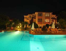 Oran Apart Hotel Havuz