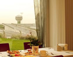 Orty Airport Hotel Yeme / İçme