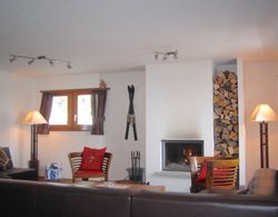 Outstanding Chalet for Groups, South Facing, Breathtaking Views - all Year Round Genel