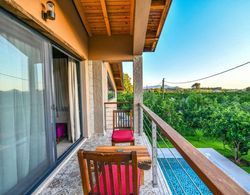 Outstanding Villa With Private Pool and Jacuzzi in Fethiye Oda