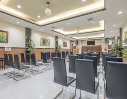 OYO 1090 Hotel Anging Mammiri Makassar Genel