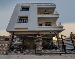 OYO 10945 Sai Guest House Dış Mekan