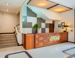 OYO 116 N Hotel Lobi