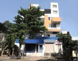 OYO 12748 Govindpuram Apartment Dış Mekan