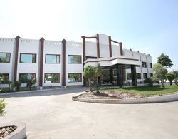 OYO 12767 Hotel Grand Chinar Dış Mekan