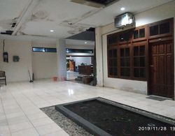 OYO 2320 Hotel Charvita Lobi