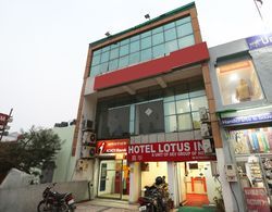 OYO 26771 Hotel Lotus Inn Dış Mekan