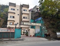OYO 28322 Hotel Paradise Dış Mekan