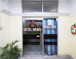 OYO 41968 Hotel Bravo Dış Mekan