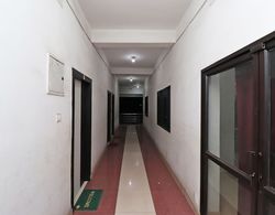 OYO 42907 Hotel Bhuneshwar İç Mekan