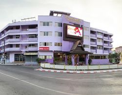 OYO 565 Trang Hotel Dış Mekan