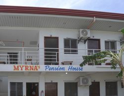 OYO 659 Myrna's Pension House Dış Mekan