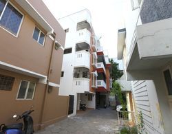 OYO 8033 Premam Service Apartment Dış Mekan