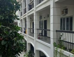 OYO 903 Tesoro Apartments Dış Mekan