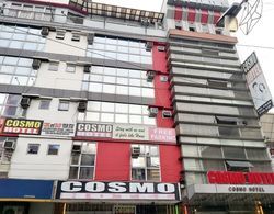 OYO 924 Cosmo Hotel Espana Near Ust Dış Mekan