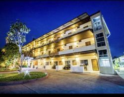 OYO Baan Tong Tong Pattaya Resort Dış Mekan