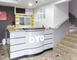OYO City Hotel, Curitiba Lobi
