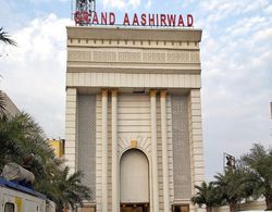 OYO Flagship 15751 Grand Ashirwad Dış Mekan