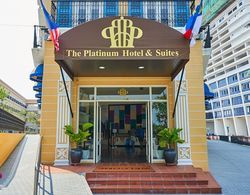 OYO Home 44077 The Platinum Hotel & Suites- King Dış Mekan