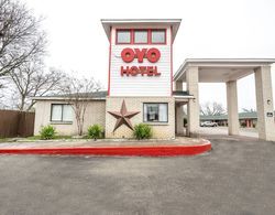 OYO Hotel San Antonio near AT&T Center Dış Mekan