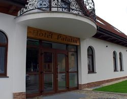 Hotel Palatín Dış Mekan