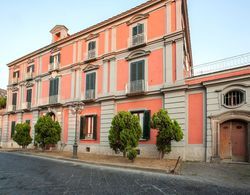 Palazzo Caracciolo Dış Mekan