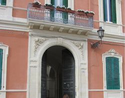 Palazzo De Giorgi Dış Mekan