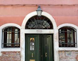 Palazzo Schiavoni Suite-Apartments Genel