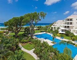 Palm Beach Condo 202  - A Vacation Rental by Bougainvillea Barbados Dış Mekan