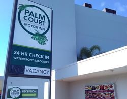 Palm Court Motor Inn Dış Mekan
