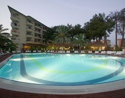 Palm D'Or Hotel Havuz