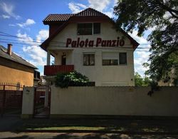 Palota Panzió Dış Mekan
