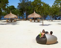 Panglao Bluewater Beach Resort Plaj