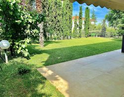 Panorama Villa With Pool and Garden Dış Mekan