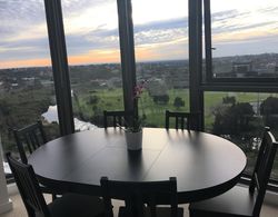 Panoramic views in brand new apartment Oda Düzeni