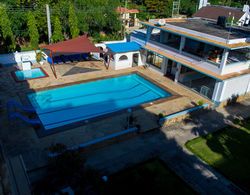 Paradise Resort Apartments Havuz