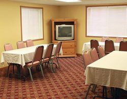 Paynesville Inn And Suites Genel