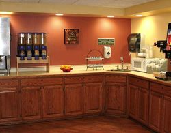 Paynesville Inn And Suites Genel