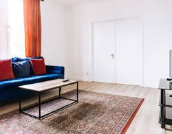 Peaceful 2 Bedroom Apartment in Prestonfield With Arthurs Seat Views Oda Düzeni