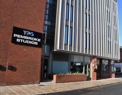 Pembroke Studios Dış Mekan